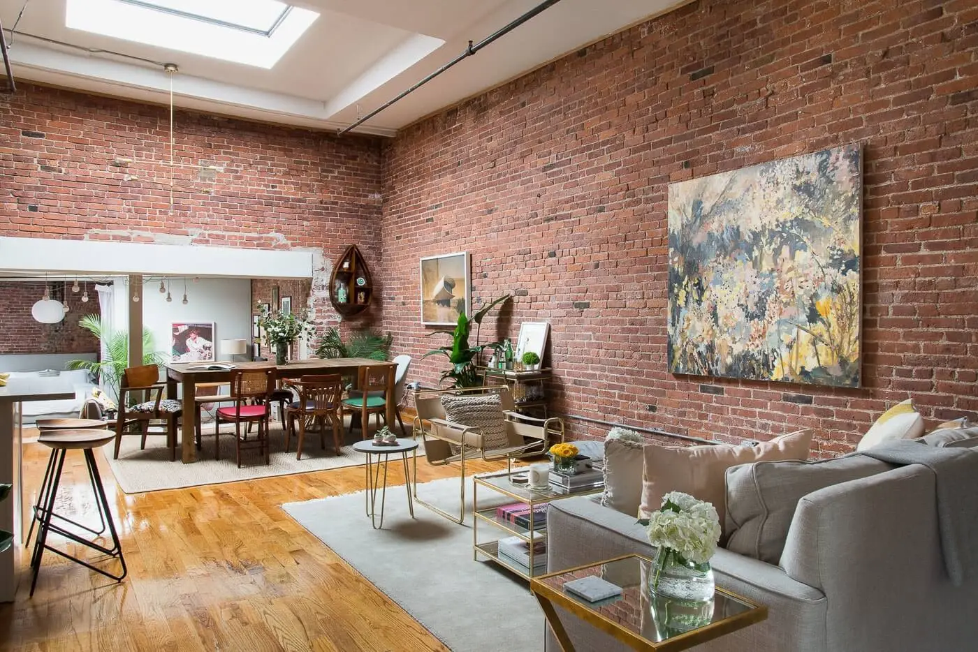  Interior Designer